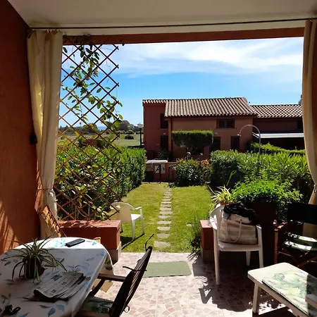 Vakantiehuis Casa Vacanze 800 Mt Dal Mare *